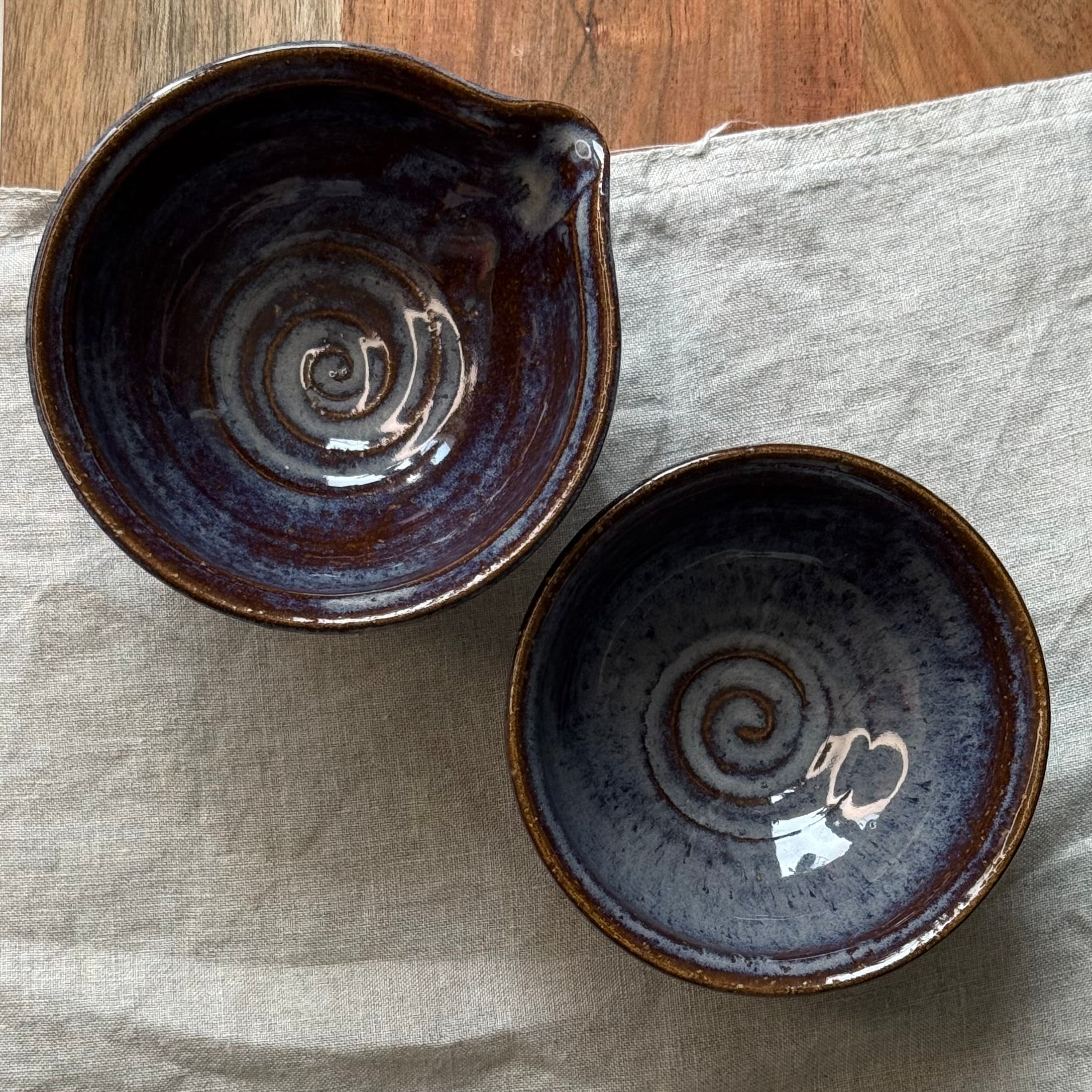 Czarki herbaciane - komplet 2 sztuk - „torfowe jezioro”