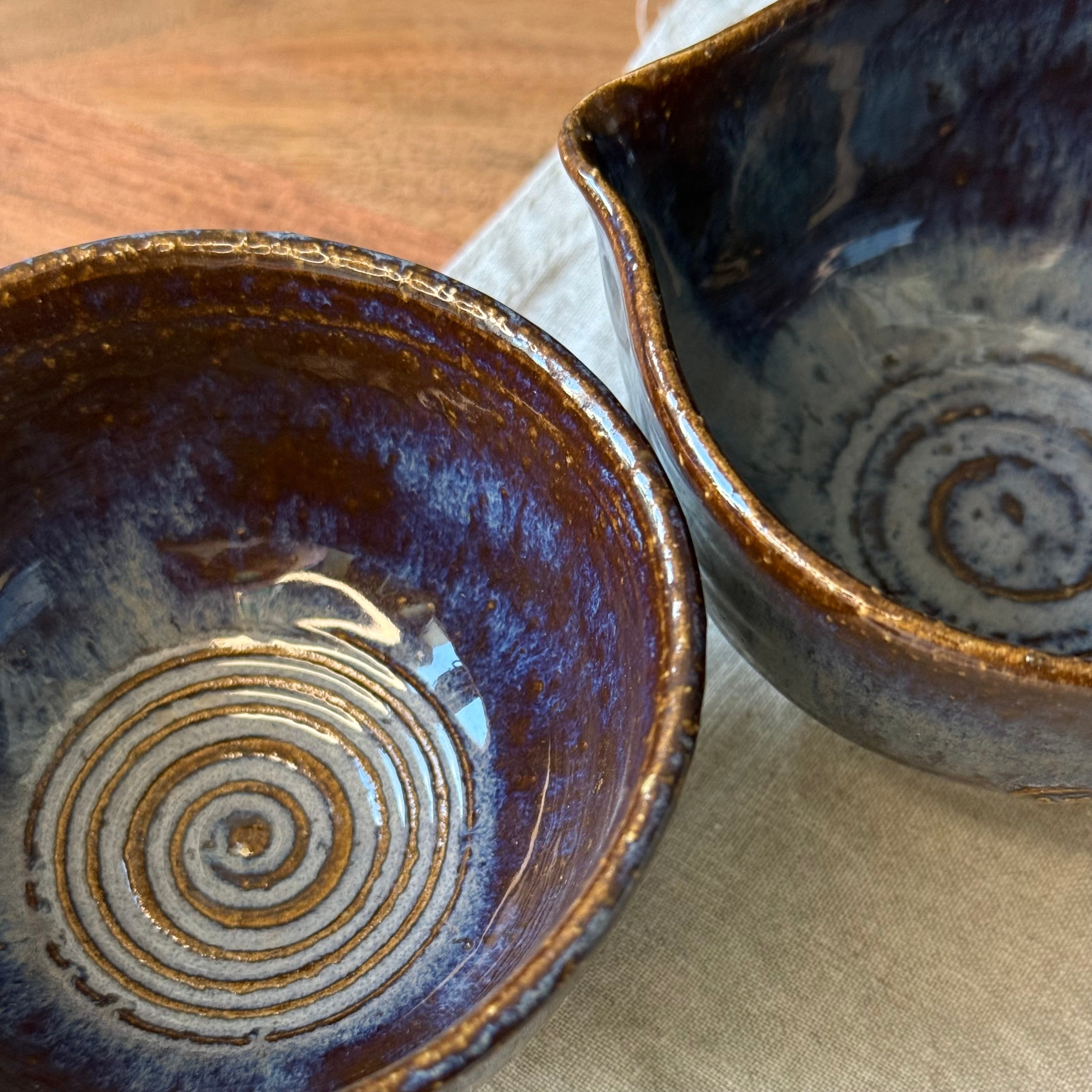 Czarki herbaciane - mame-matchachawan - komplet 2 sztuk - torfowe jezioro”