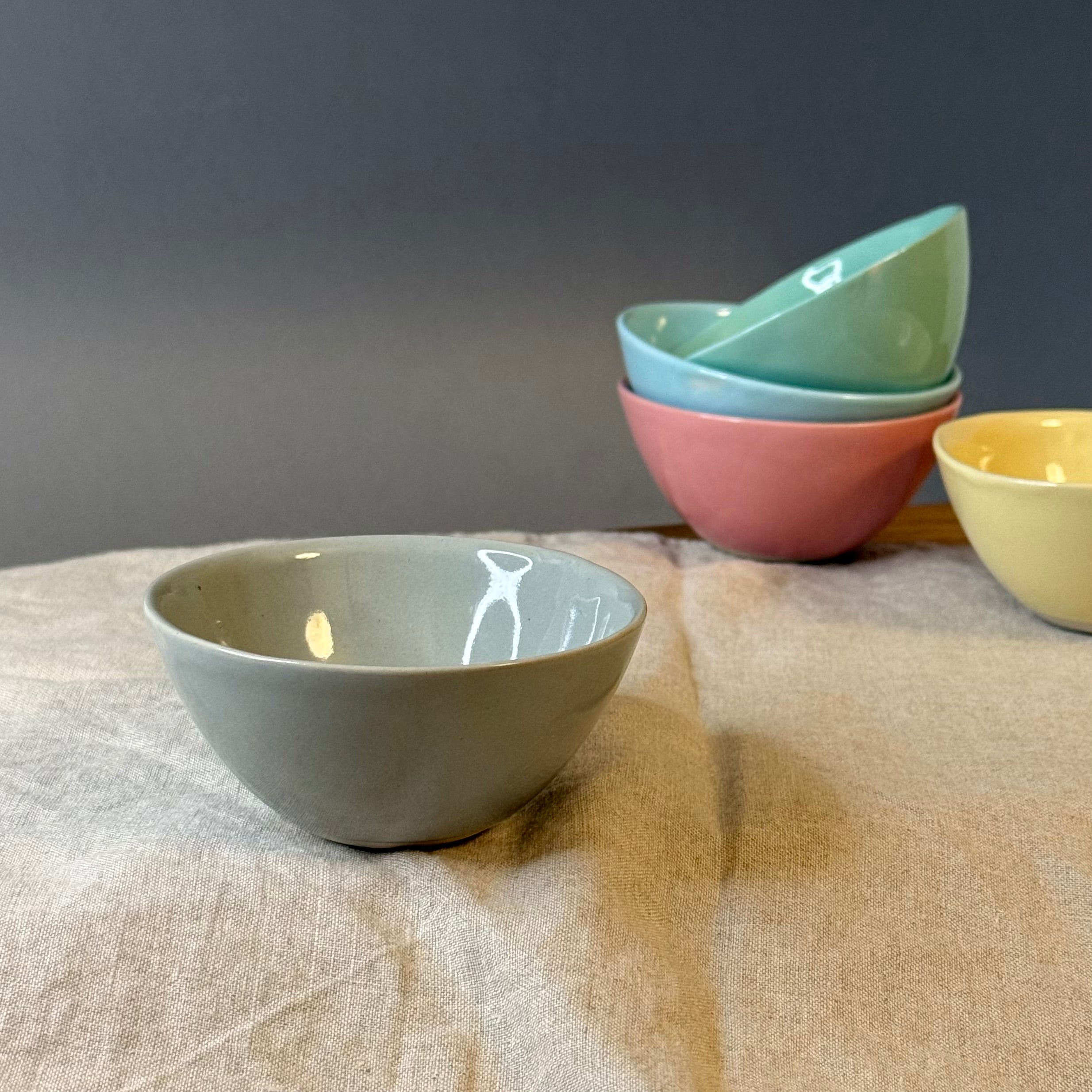 Miseczki kolorowe „na dzień dobry”