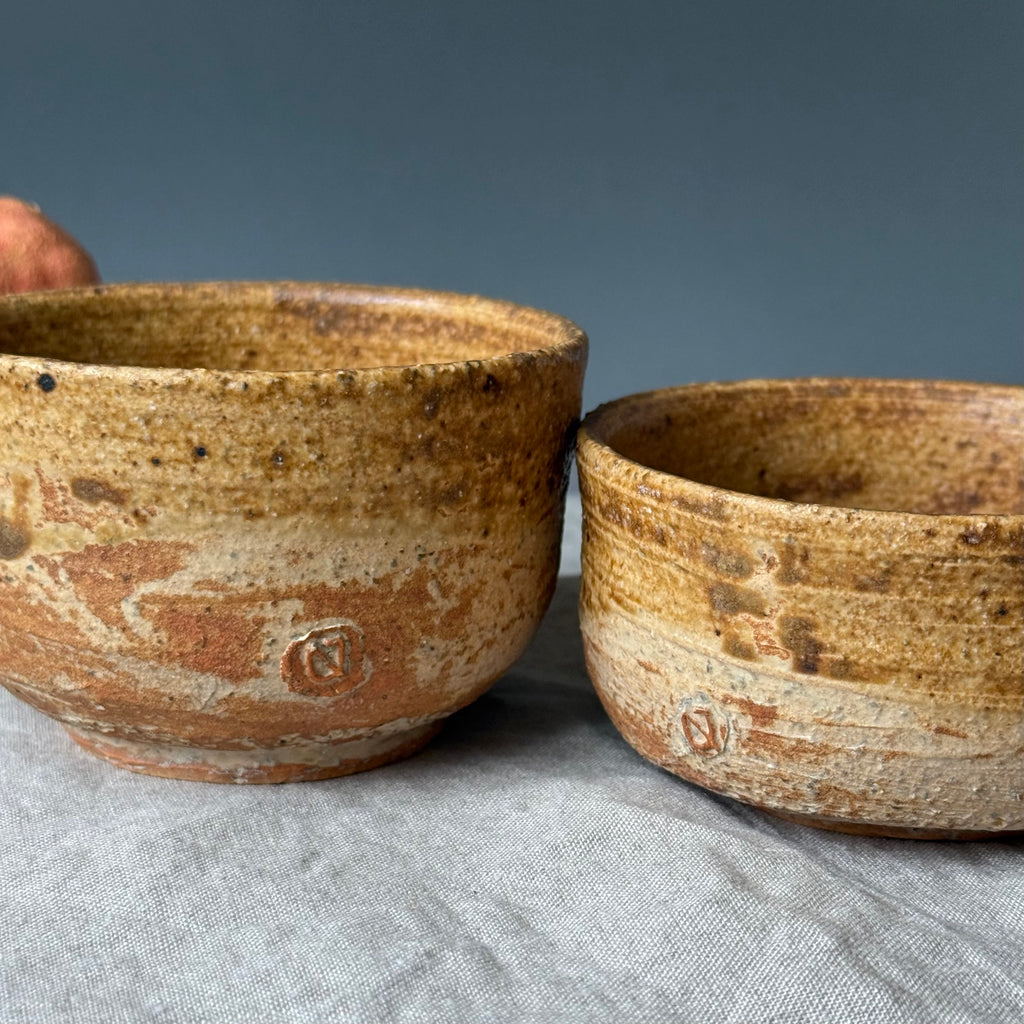 Czarka matchachawan - szkliwo popiołowe - „rdza”