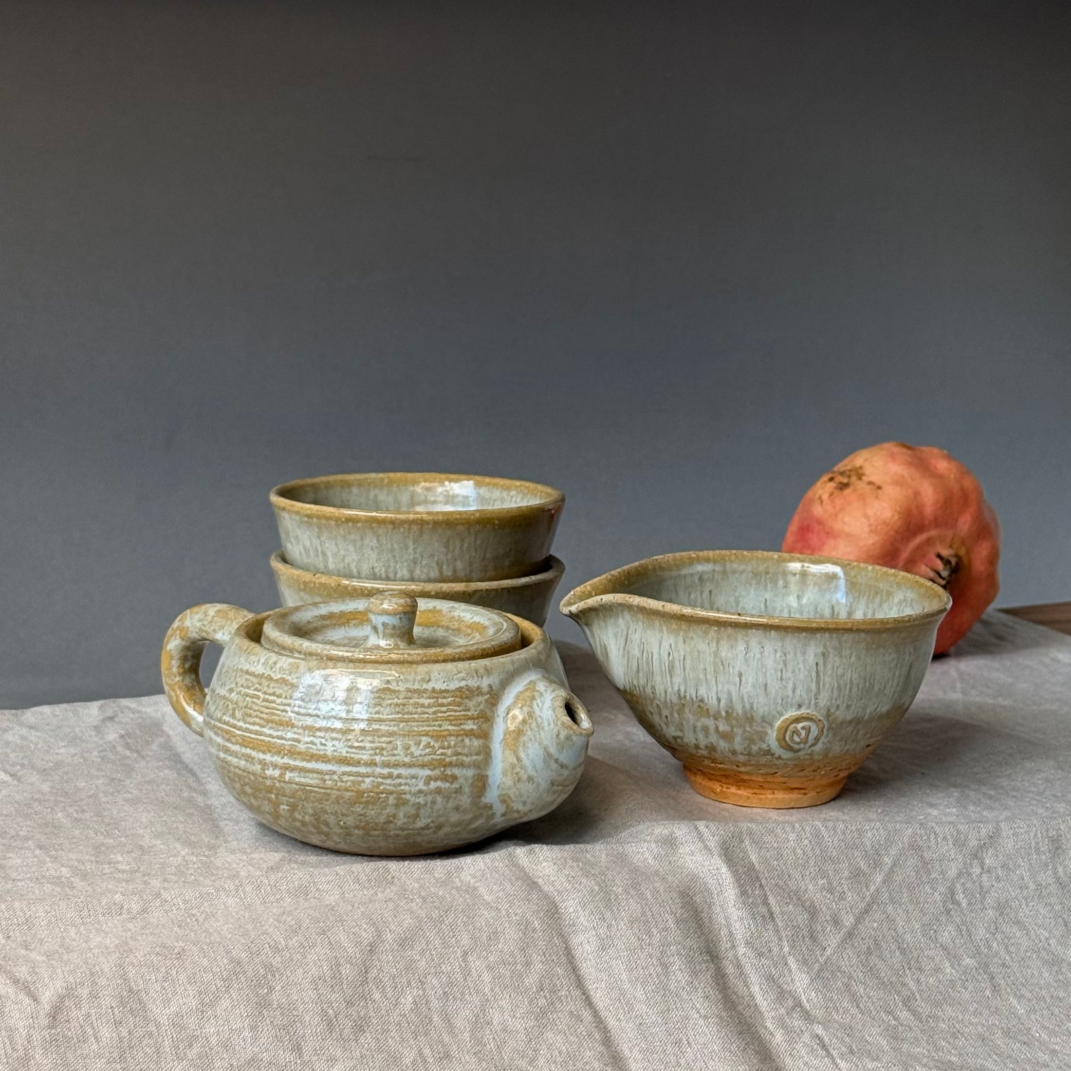 Zestaw naczyń do ceremonii parzenia herbaty 4 elementowy „Mglisty poranek”