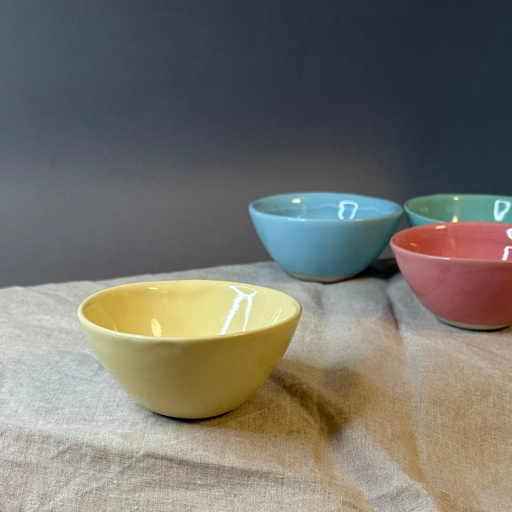 Miseczki kolorowe „na dzień dobry”