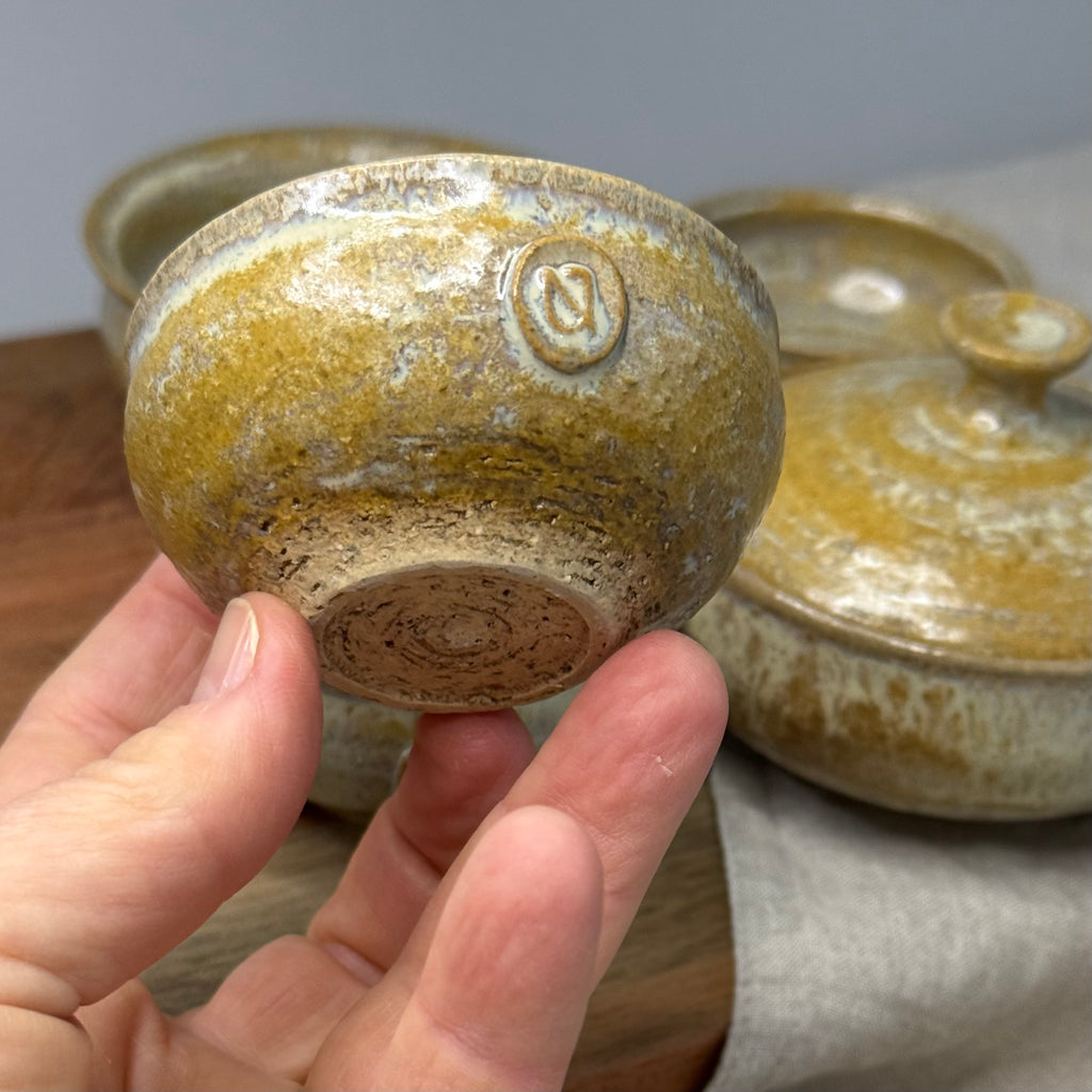 Ręcznie wykonany zestaw do herbaty japońskiej – Shiboridashi, Gaiwan i 3 czarki