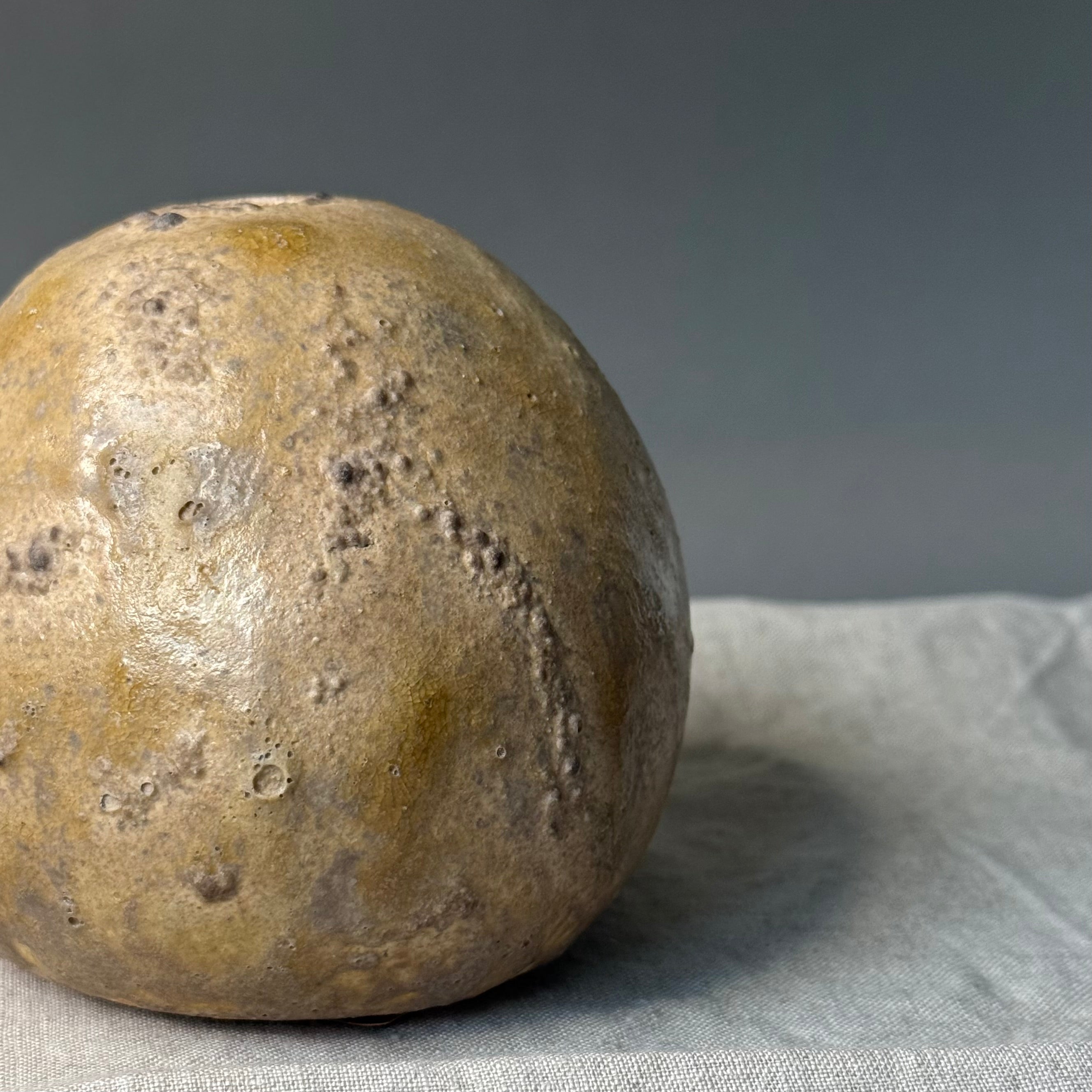 Wazonik w stylu wabi sabi