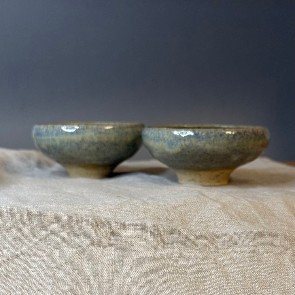 Małe otwarte czarki do ceremonii herbaty - „liść szałwi”