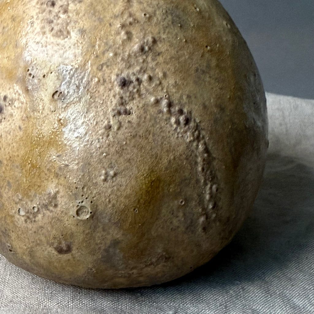 Wazonik w stylu wabi sabi