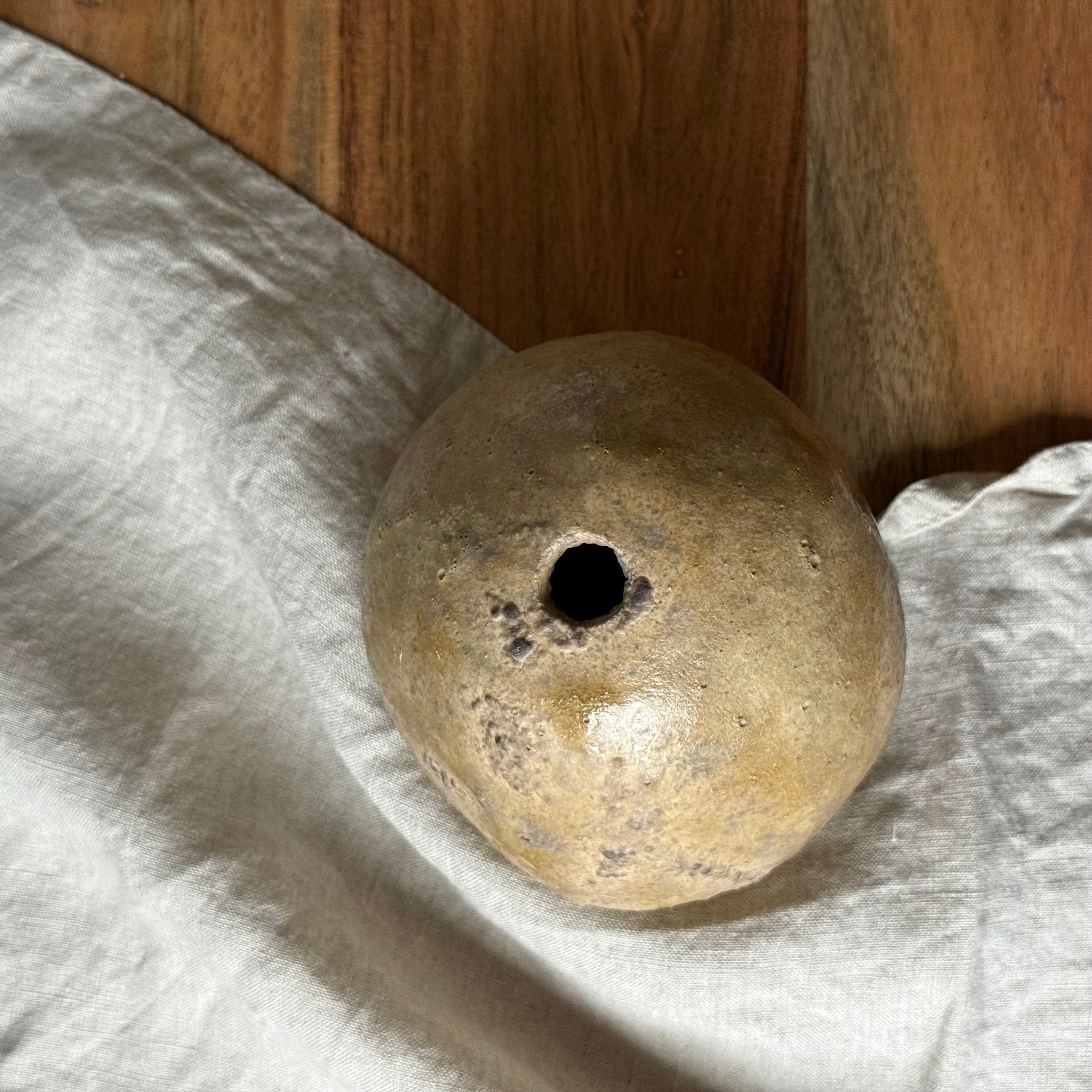 Wazonik w stylu wabi sabi