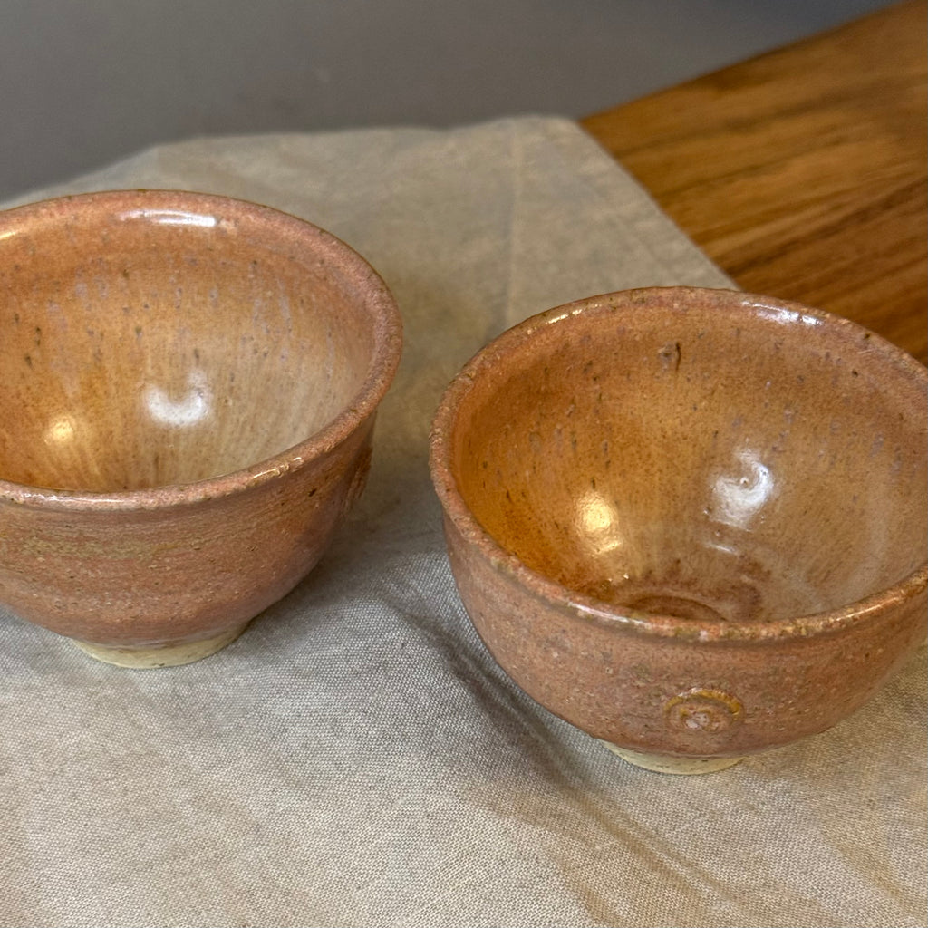 Czarki herbaciane w kolorze „kimczi”