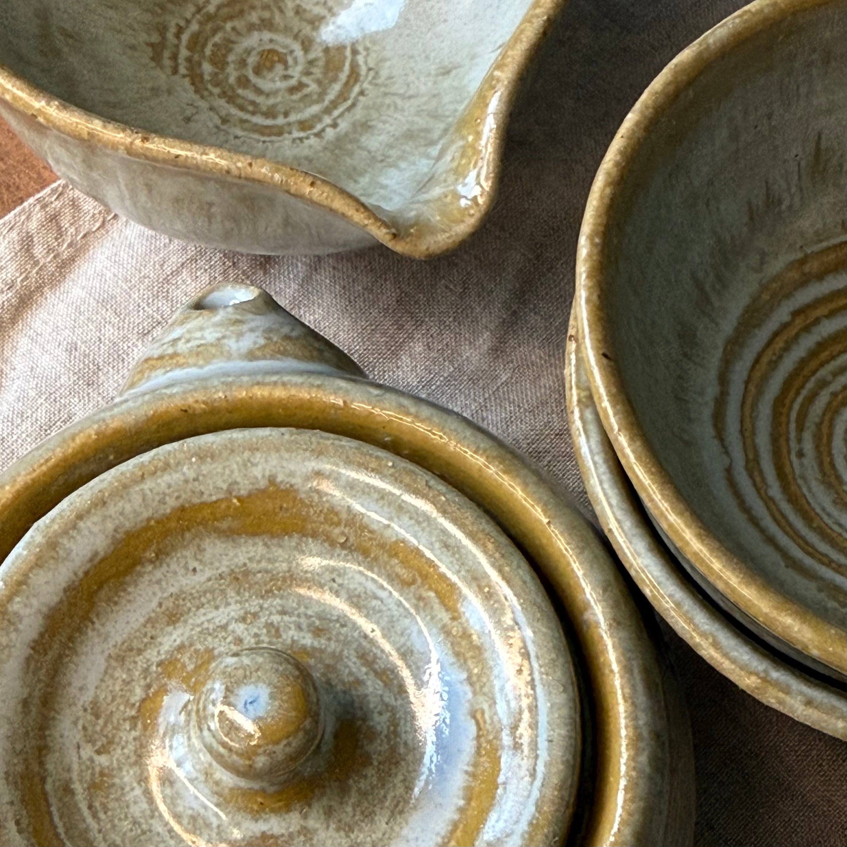 Zestaw naczyń do ceremonii parzenia herbaty 4 elementowy „Mglisty poranek”