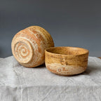 Czarka matchachawan - szkliwo popiołowe - „rdza”