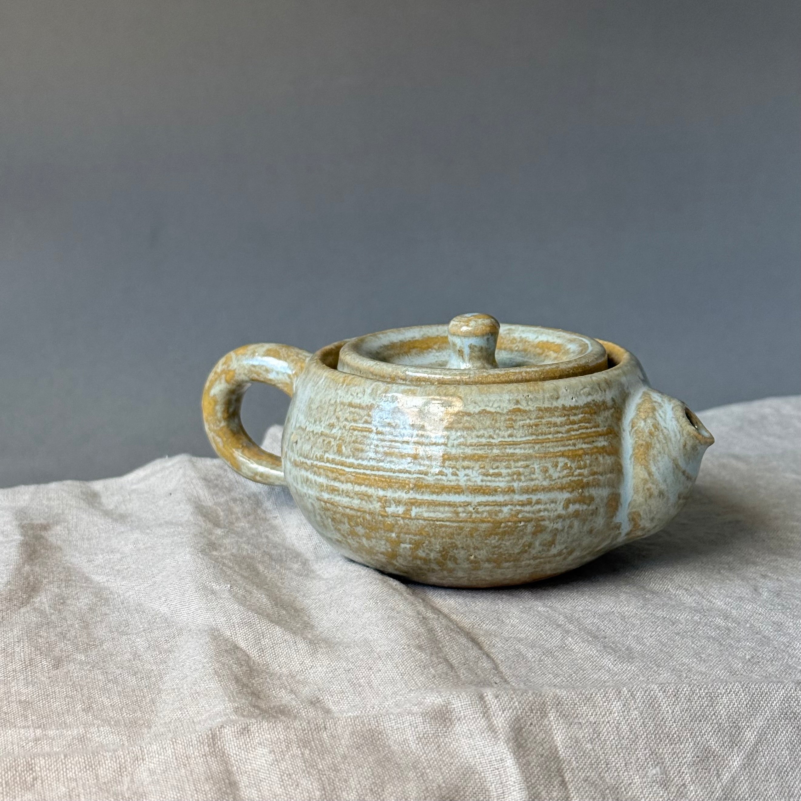 Zestaw naczyń do ceremonii parzenia herbaty 4 elementowy „Mglisty poranek”