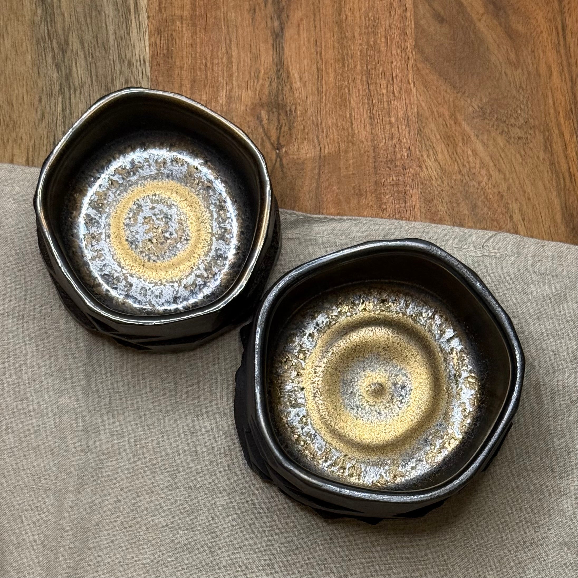 Czarki kurinuki stare złoto