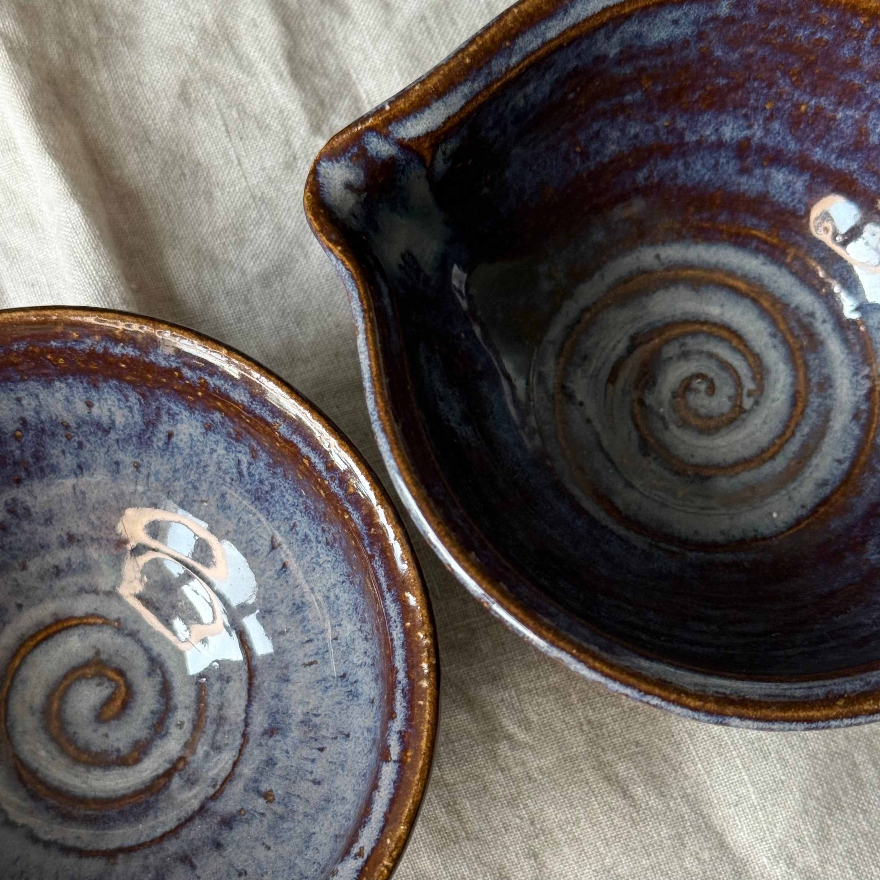 Czarki herbaciane - komplet 2 sztuk - „torfowe jezioro”