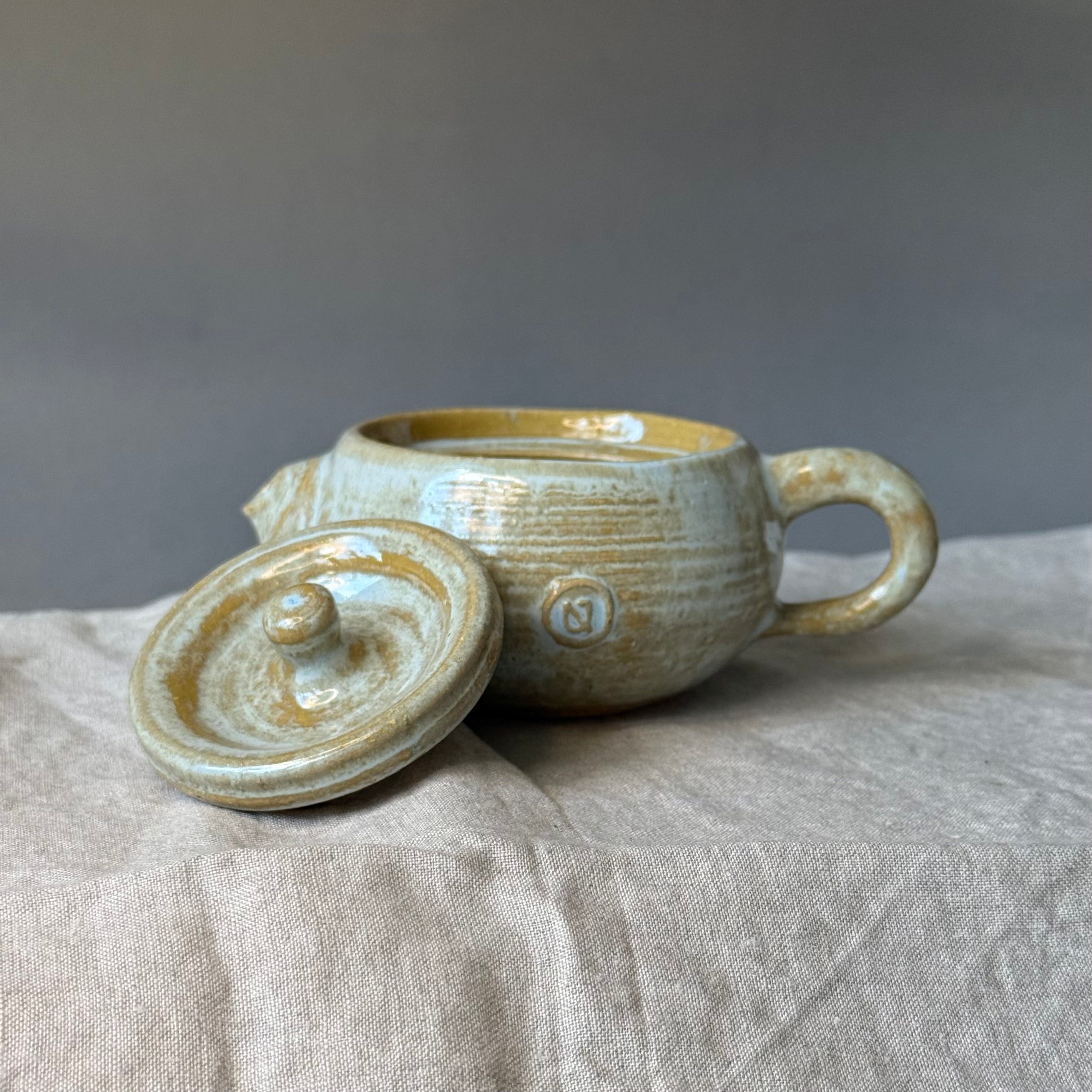 Zestaw naczyń do ceremonii parzenia herbaty 4 elementowy „Mglisty poranek”