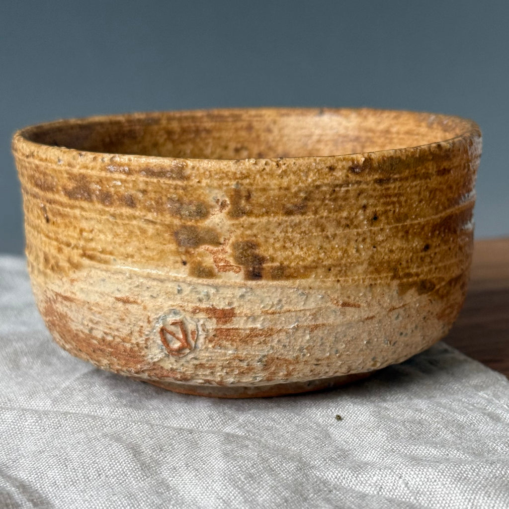 Czarka matchachawan - szkliwo popiołowe - „rdza”