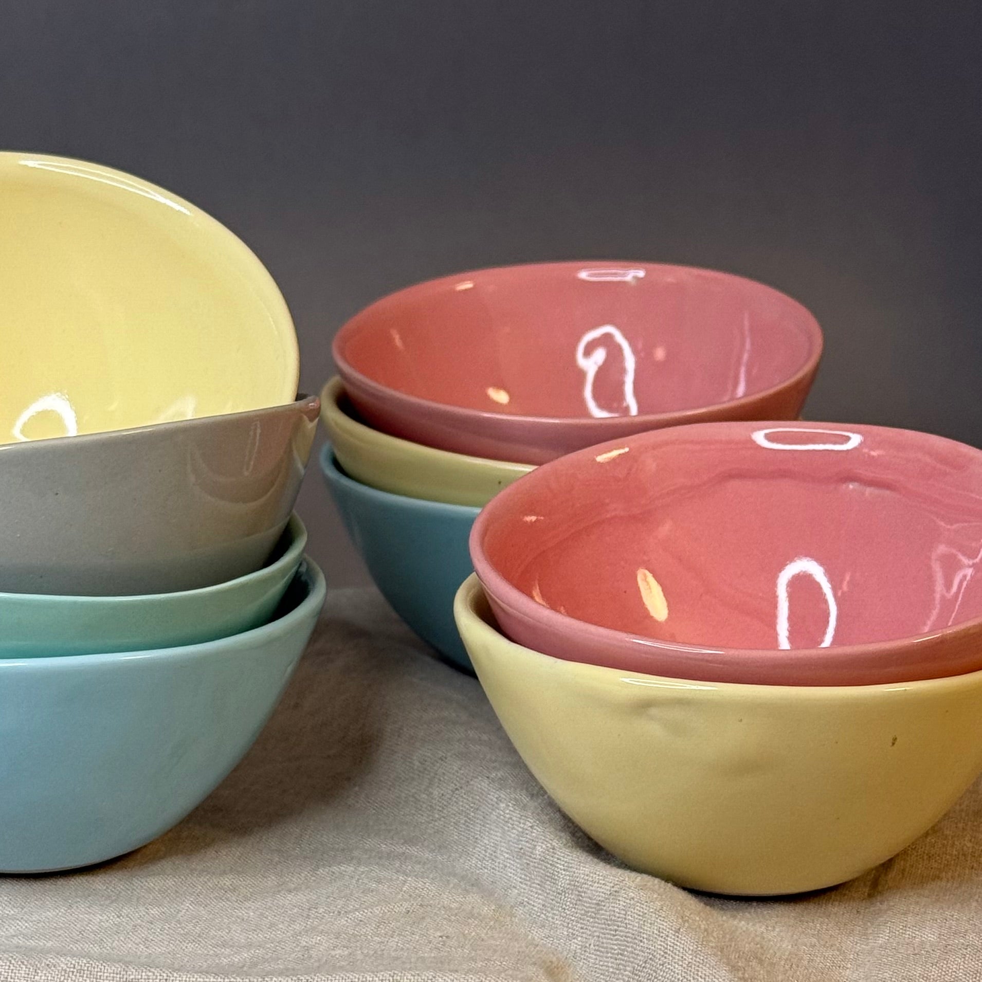 Miseczki kolorowe „na dzień dobry”