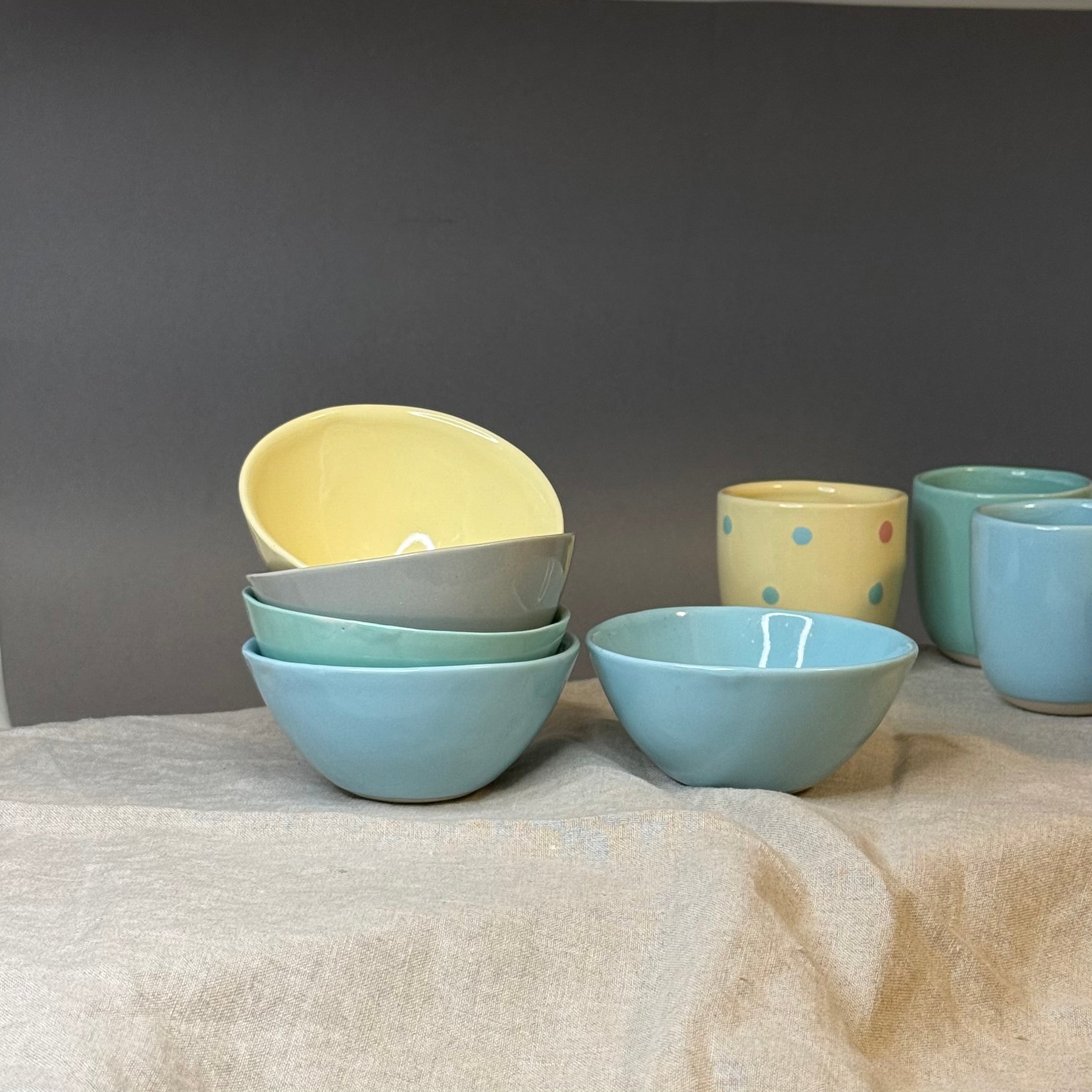 Miseczki kolorowe „na dzień dobry”