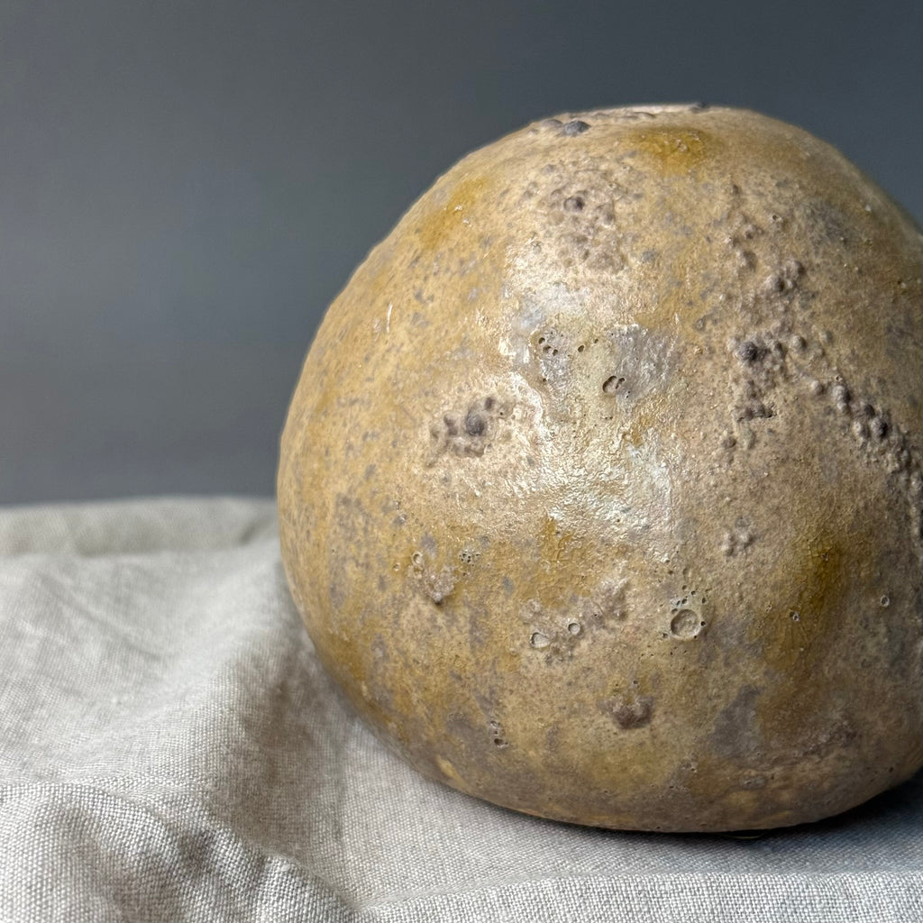 Wazonik w stylu wabi sabi