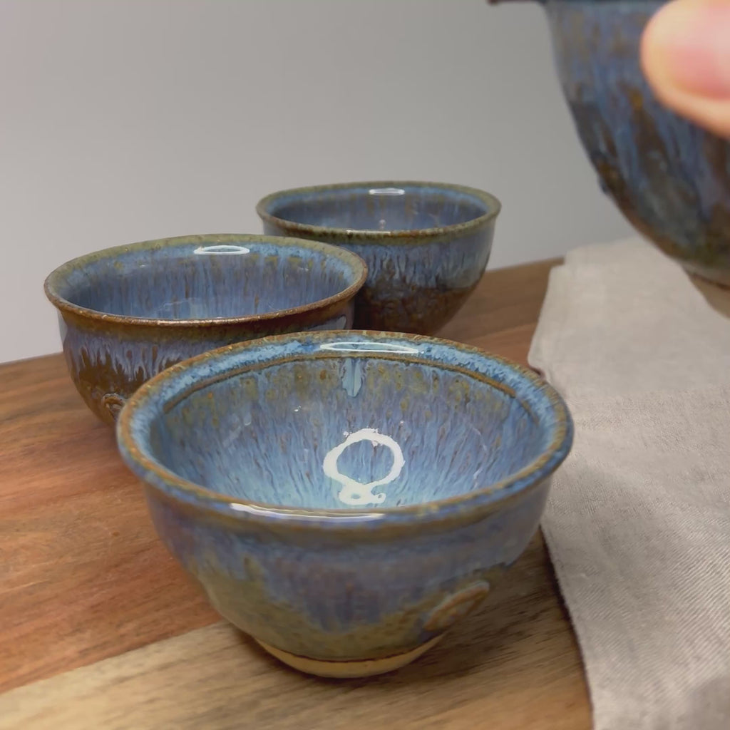 Ręcznie wykonany zestaw do herbaty japońskiej w stylu wabi-sabi – shiboridashi i 4 czarki